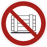 Verbotsschild Abstellen oder Lagern verboten