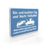 Hinweisschild für Gewerbe und Privat Ein- und Ausfahrt Tag und Nach freihalten - Blau