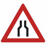 Verkehrsschild Verengte Fahrbahn VZ: 120