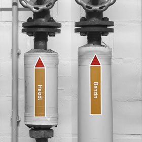 Rohrleitungskennzeichnung / Pfeilschild Gruppe VIII Brennbare Flüssigkeiten (braun,  rot) in verschiedenen Versionen