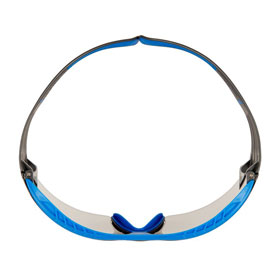 3M Schutzbrille SecureFit 400X die Dunklungsstufe der Gläser passt sich je nach Lichtverhältnis an