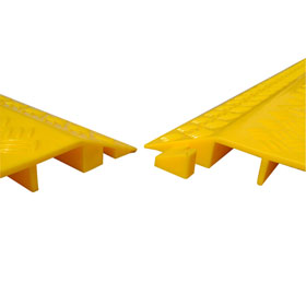 Kunststoffkabelbrücke gelb mit zwei Kabelkanälen