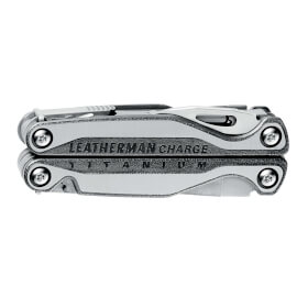 Leatherman Charge + TTI 19 Werkzeuge mit Holster , 25 Jahre Garantie