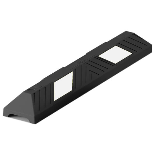 Parkplatzbegrenzung aus Recylinggummi mit weißen Reflexstreifen und integriertem Tragegriff