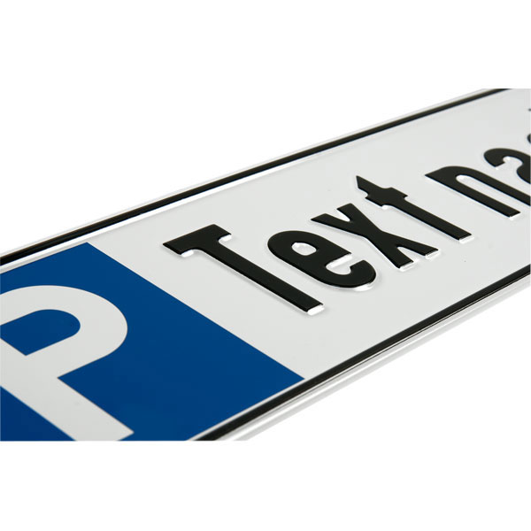 Blanko Parkplatzkennzeichen ohne Text